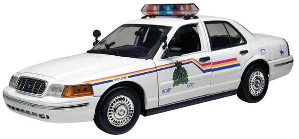 RCMP 2001 Crown Victoria Big Car 1/18