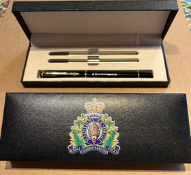 Pen RCMP with refills in case